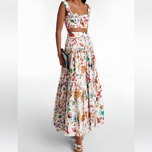 Commense Dresses & Skirts - COMMENSE Set Shell Print Crop Top & Skirt